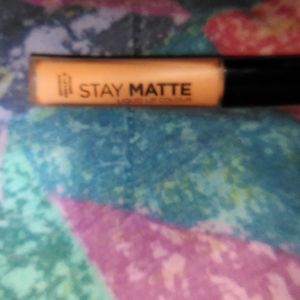 Stay matte